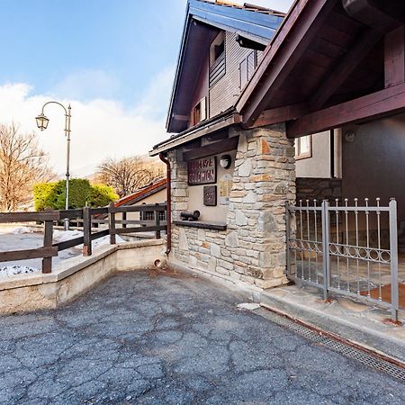 Casa Leonida Apartment Bardonecchia Bagian luar foto