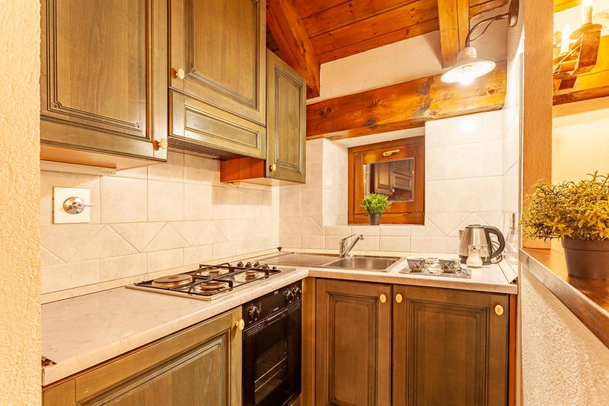 Casa Leonida Apartment Bardonecchia Bagian luar foto